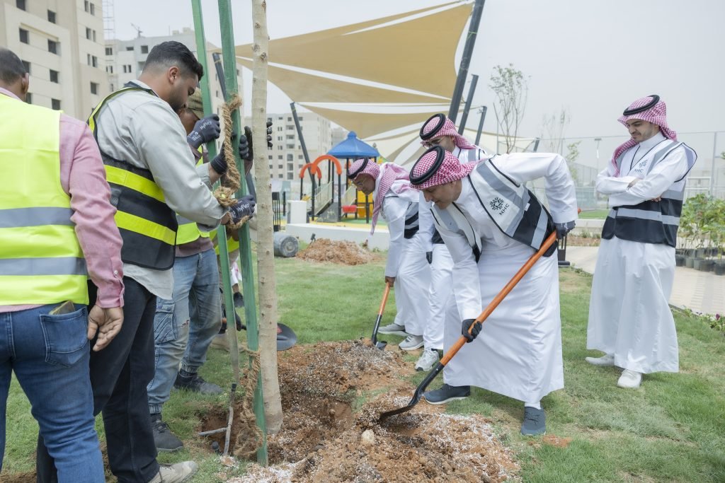 NHC تتفاعل مع اليوم العالمي للأرض بمبادرة تشجير في وجهة خزام
