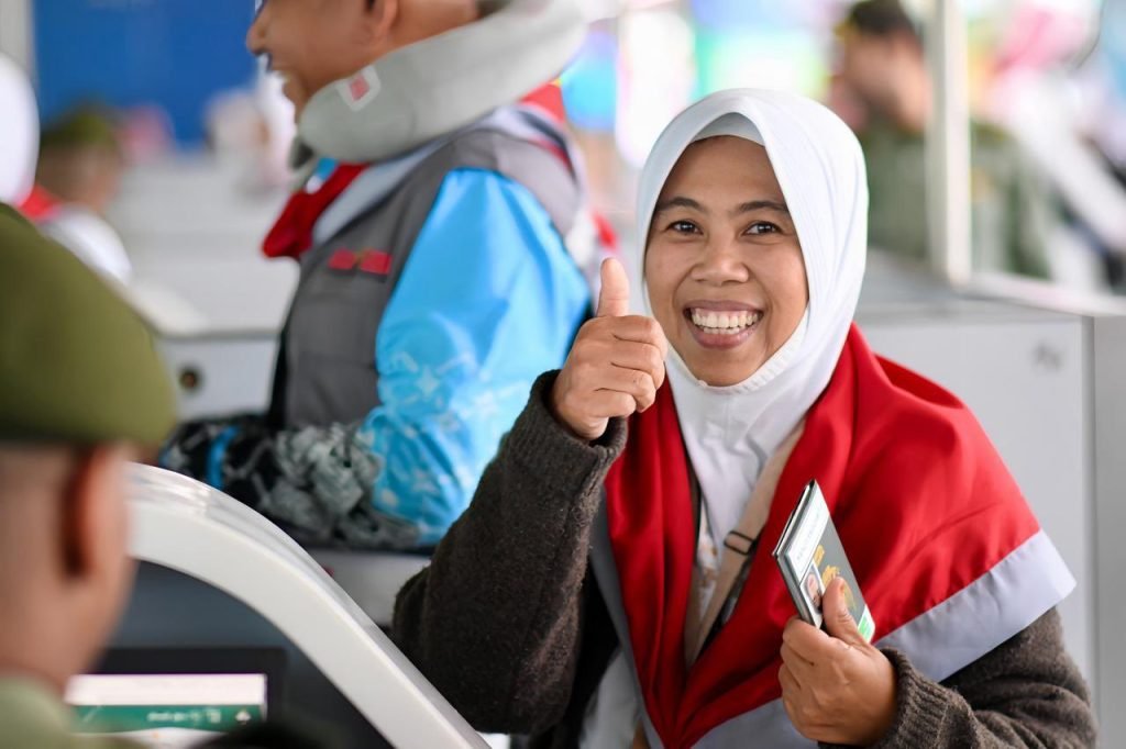 المدينة المنورة تستقبل أولى رحلات حجاج إندونيسيا لهذا العام 1447هـ