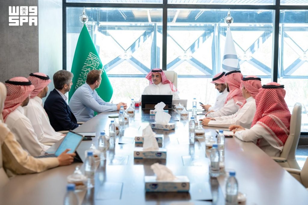 نائب وزير الصناعة يبحث مع شركة Lesaffre الفرنسية فرص توطين الصناعات الغذائية بالمملكة