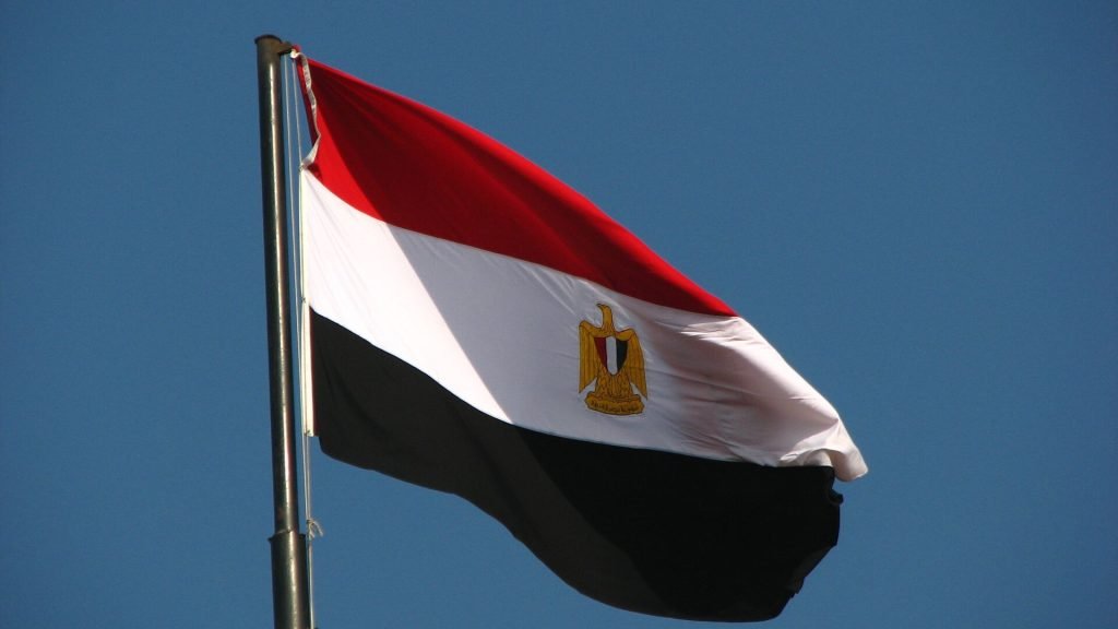 انكماش النشاط غير النفطي في مصر بأسرع وتيرة