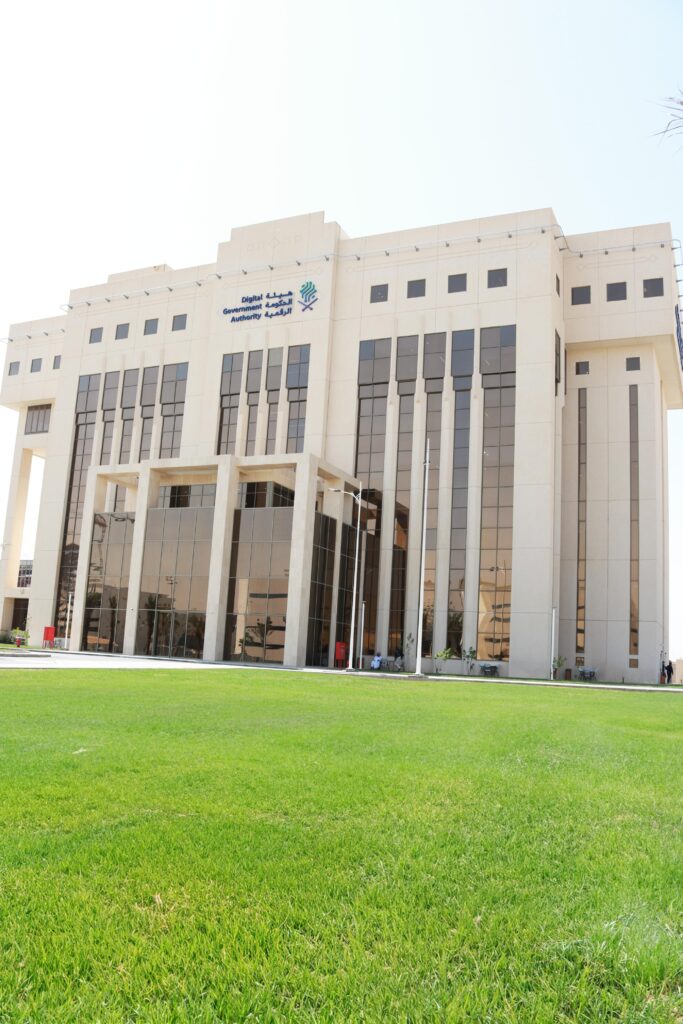 “الحكومة الرقمية في رحلة الرؤية” .. منجزات تواكب المتغيرات وترسخ الاستدامة