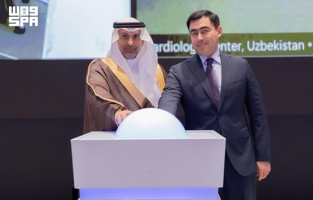 «الدبلوماسية الصحية السعودية» تعزز حضورها عبر بوابة أوزبكستان