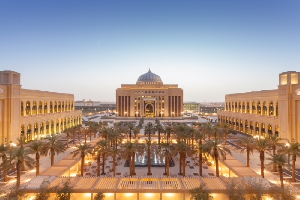 جامعة الأميرة نورة تفتح الباب لبرنامج ”التسجيل المزدوج“ لطالبات الصف الثالث الثانوي