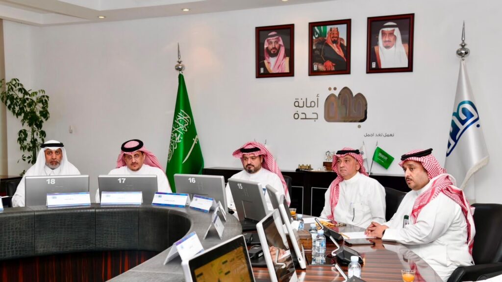 أمين جدة يستقبل وفد الشركة الوطنية للإسكان
