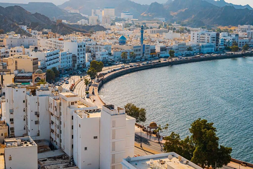 للمسافرين الى عُمان: ما هي الهدايا المعفاة من الرسوم؟