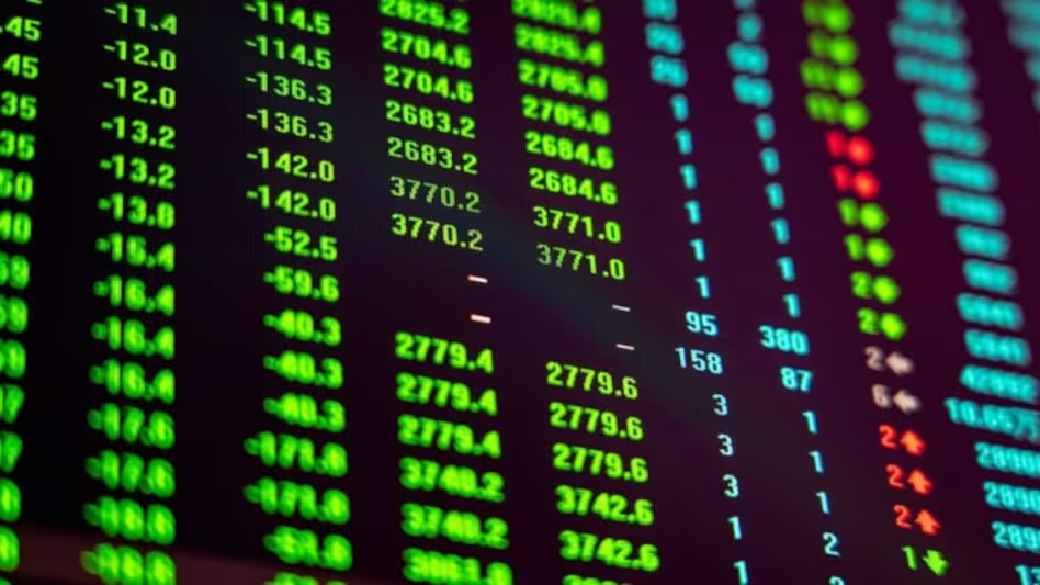 الأسهم السعودية تغلق منخفضة عند 10864 نقطة