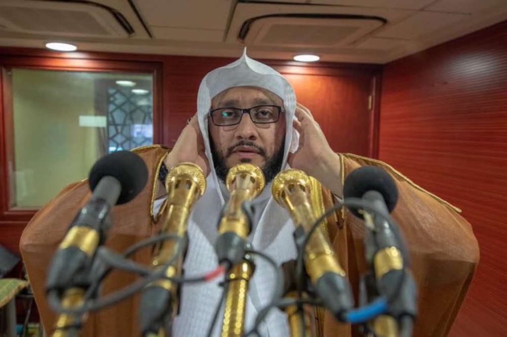 الشيخ إبراهيم المدني.. مسيرة صوت صدح بالأذان والتكبير من الحرم المكي