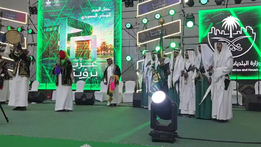 العروض المسرحية تستقطب جمهور الدمام في ثاني أيام احتفالات اليوم الوطني
