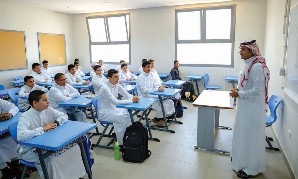حاسب لكل 5 طلاب وشاشة تفاعلية لكل 30.. تجهيزات جديدة لمدارس التعليم العام